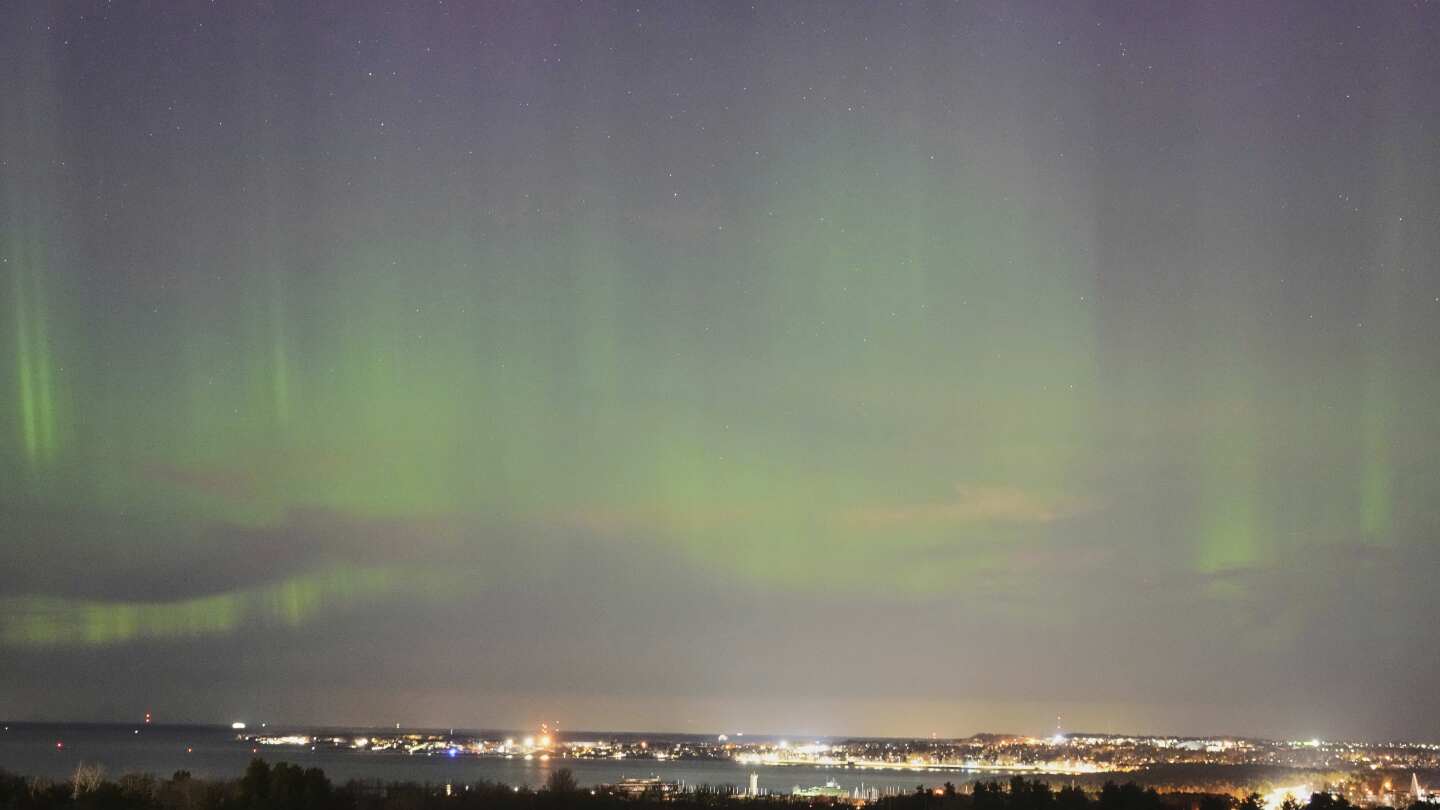 Aurora Borealis: US States To See Lights After Solar Storm