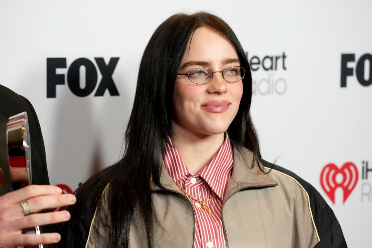 Billie Eilish Kisses Former Nickelodeon Star