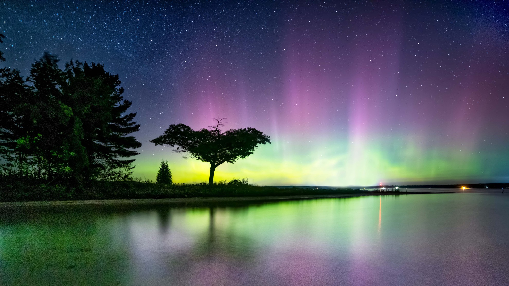 Geomagnetic Storm: Northern Lights Visible South!