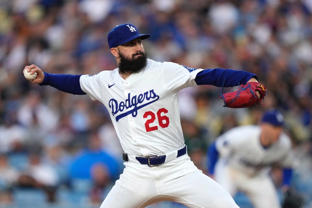 Gonsolin's Elbow: MRI Shows Ligament Intact