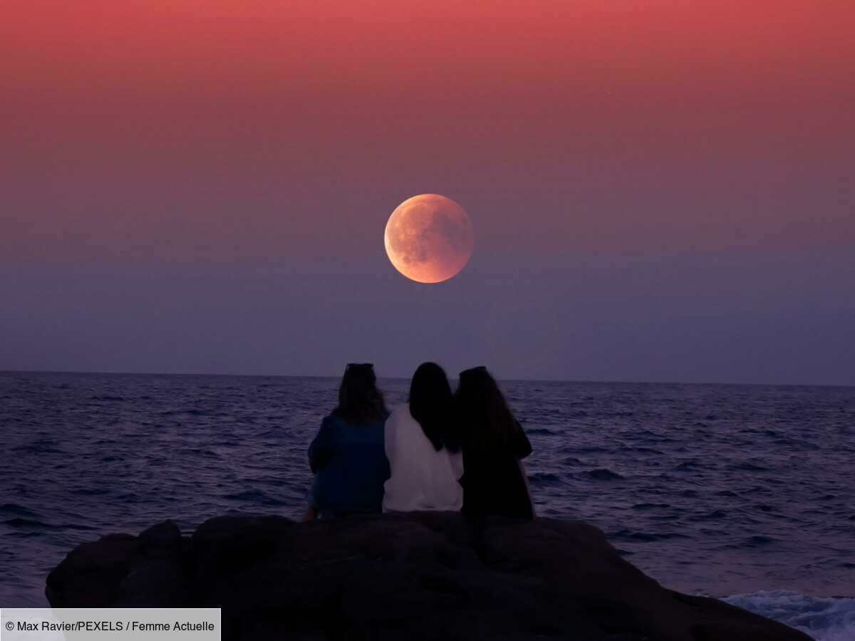 June 11th Full Moon: A Powerful Time For 3 Zodiac Signs