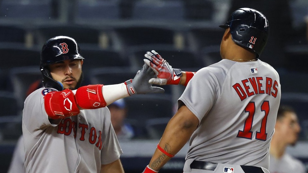 Narváez's Homer Propels Red Sox Past Yankees