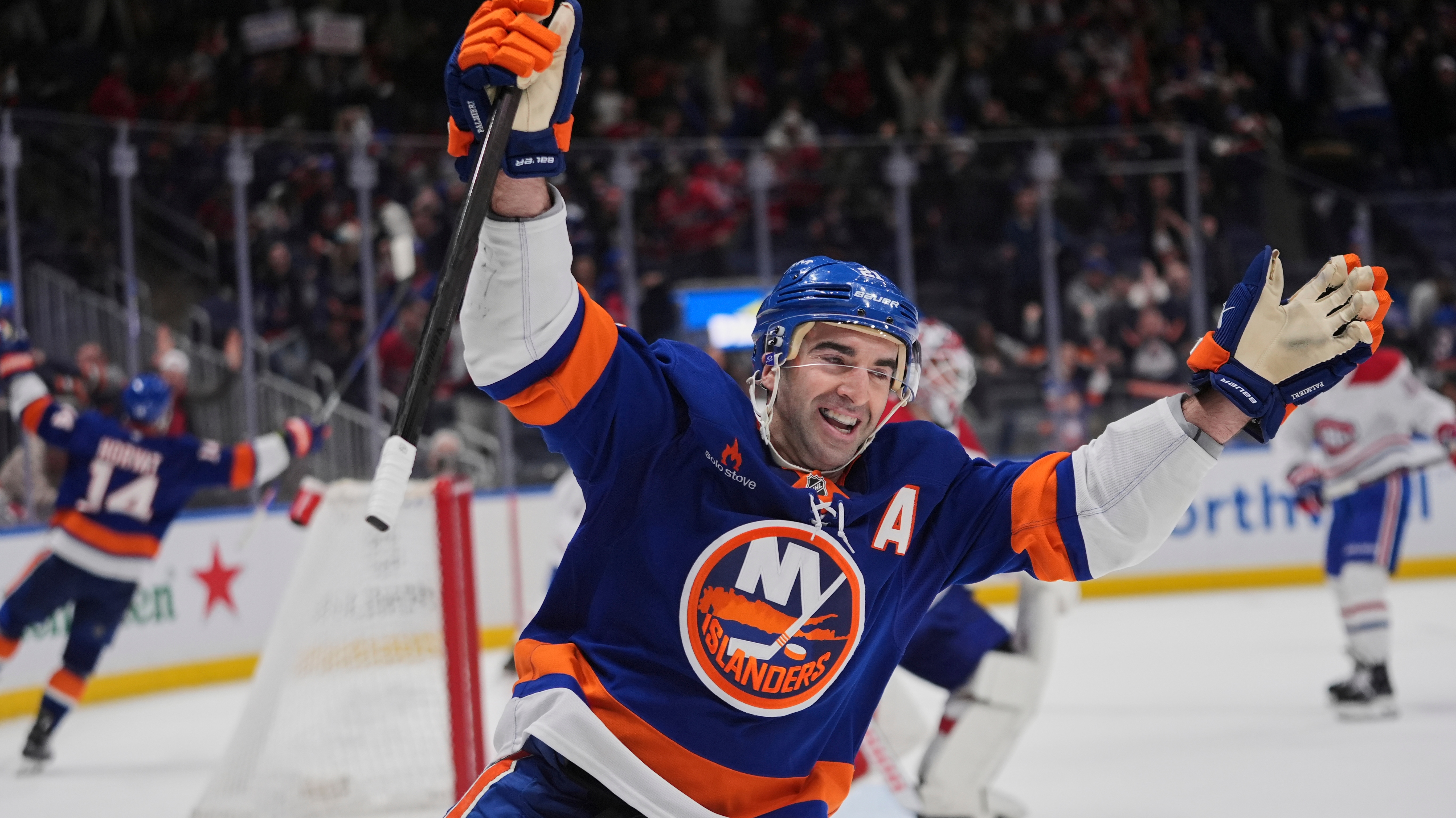 Palmieri Signs Two-Year Deal With Islanders