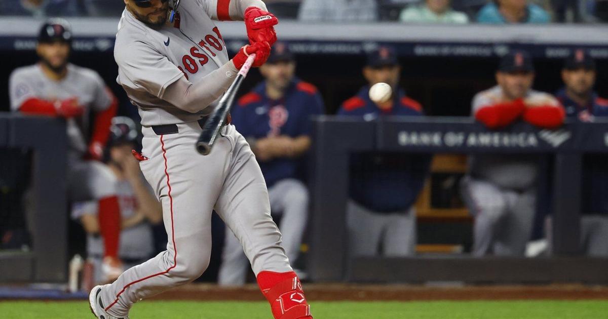 Red Sox Blast 5 HRs, Beat Yankees 11-7