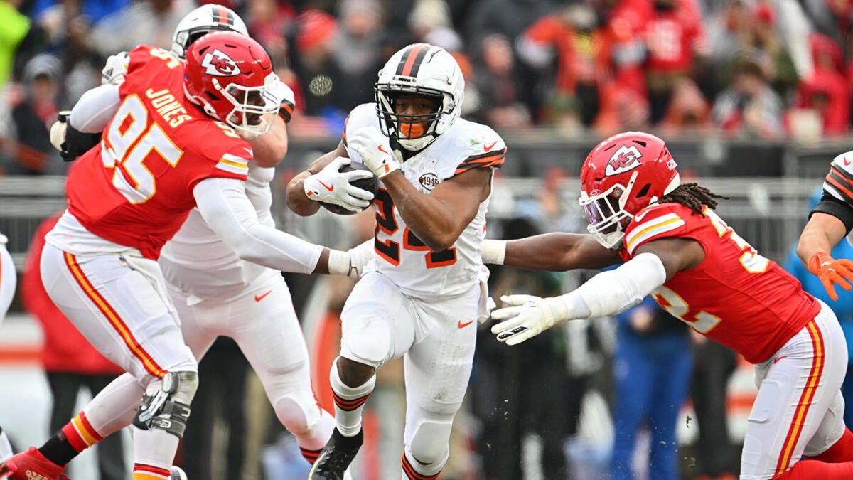 Texans Land Nick Chubb: Backfield Upgrade