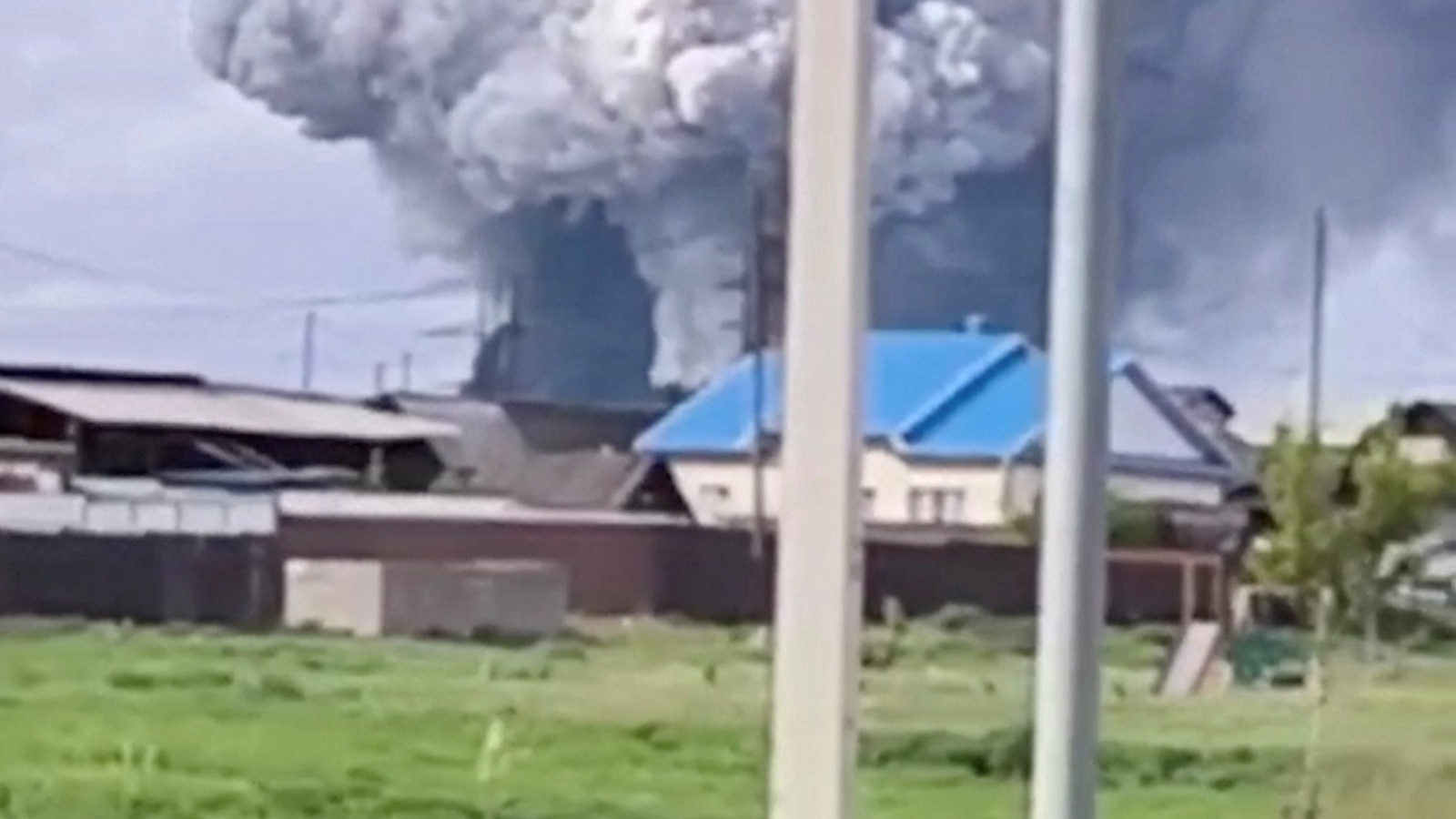 Ukraine's Drone Strikes Hit 4 Russian Airfields