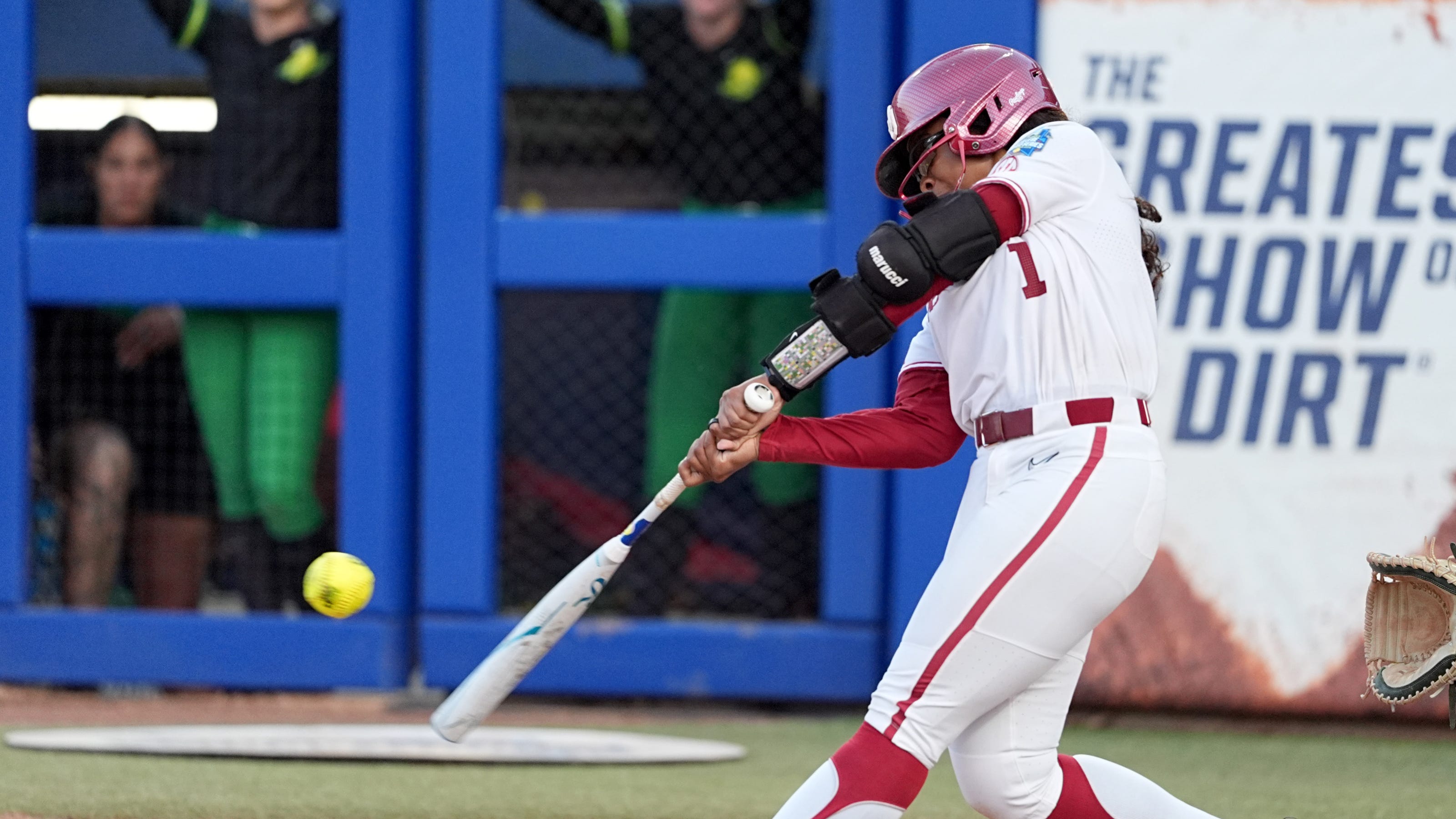 WCWS Semifinals: Monday's Schedule, Scores & TV